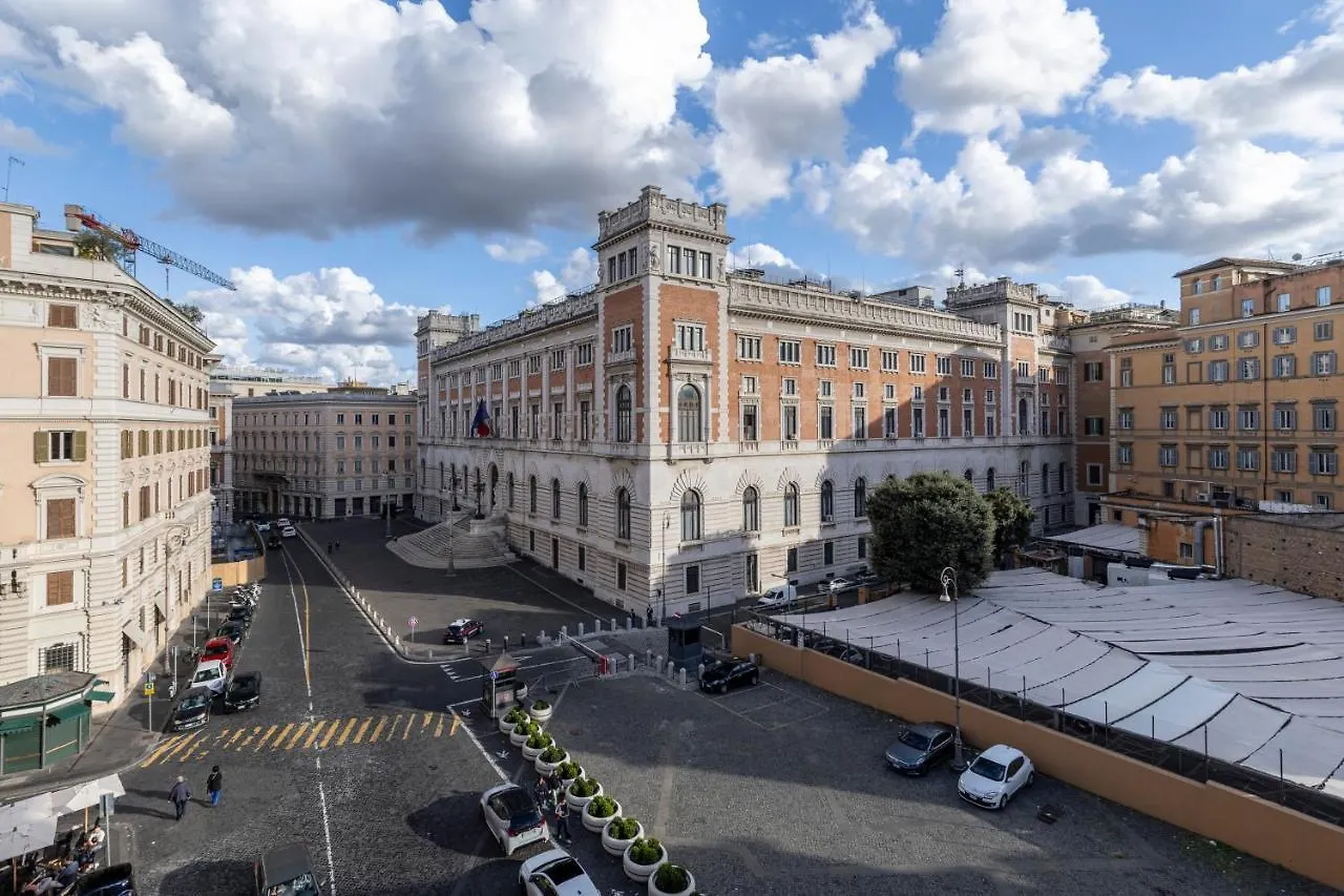 Parlamento Luxury Apartment Rome